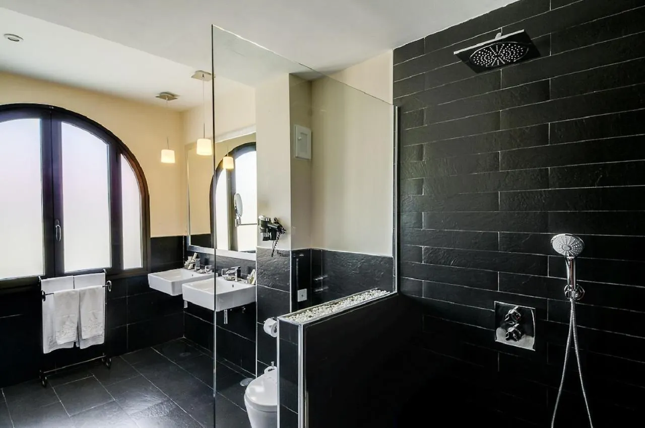 Suites Murillo Alcazar Sevilla 0*,
